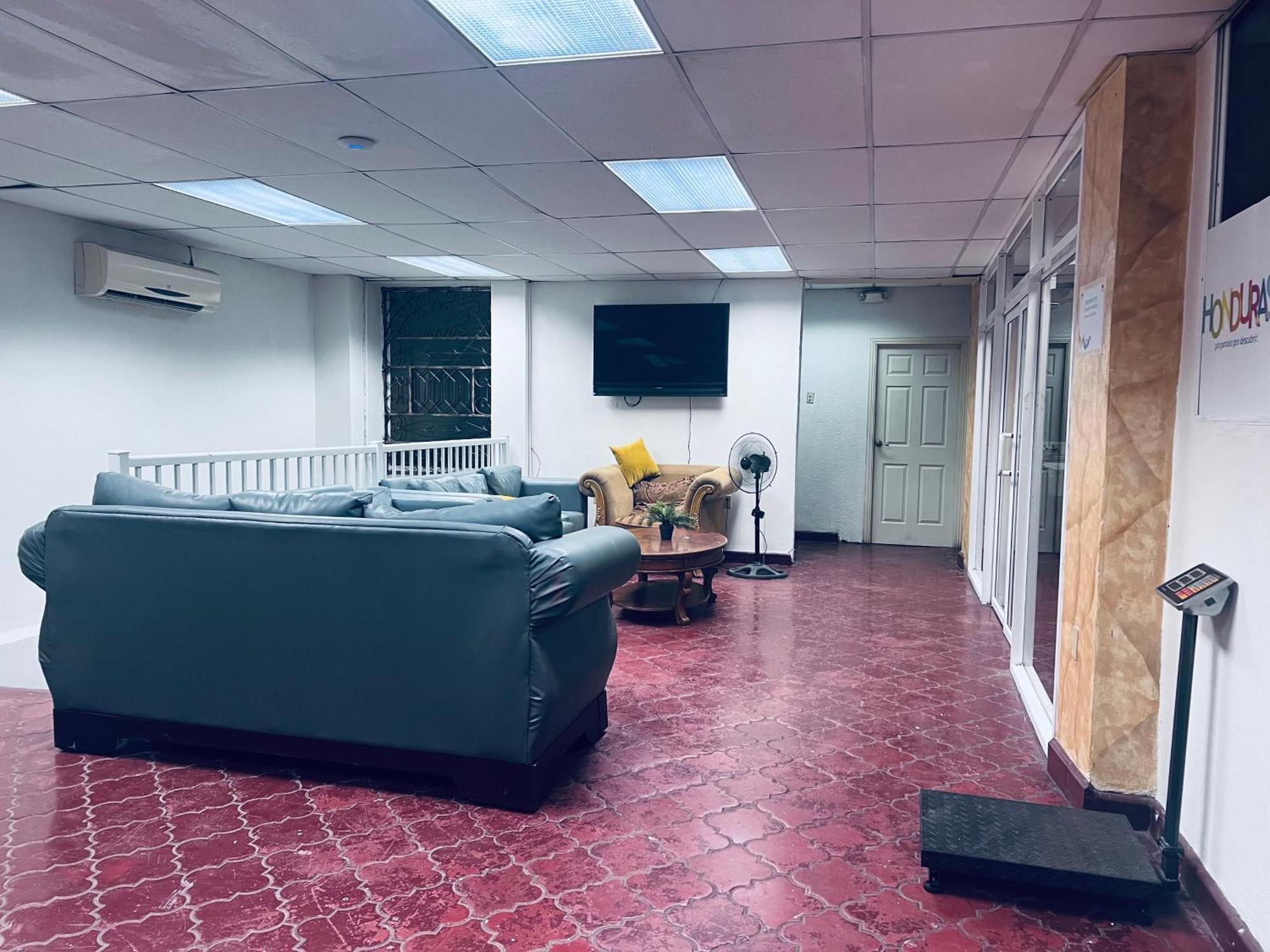 Los Guacamayos La Ceiba Exteriér fotografie
