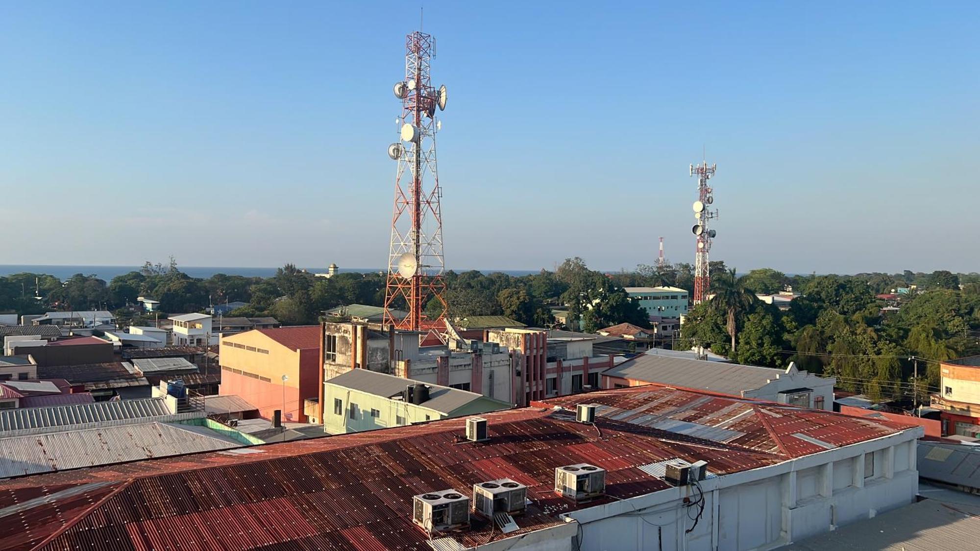 Los Guacamayos La Ceiba Exteriér fotografie